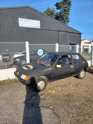 Aperçu des activités de la casse automobile AUTOPIECES LESIEUX située à SYLVAINS-LES-MOULINS (27240)